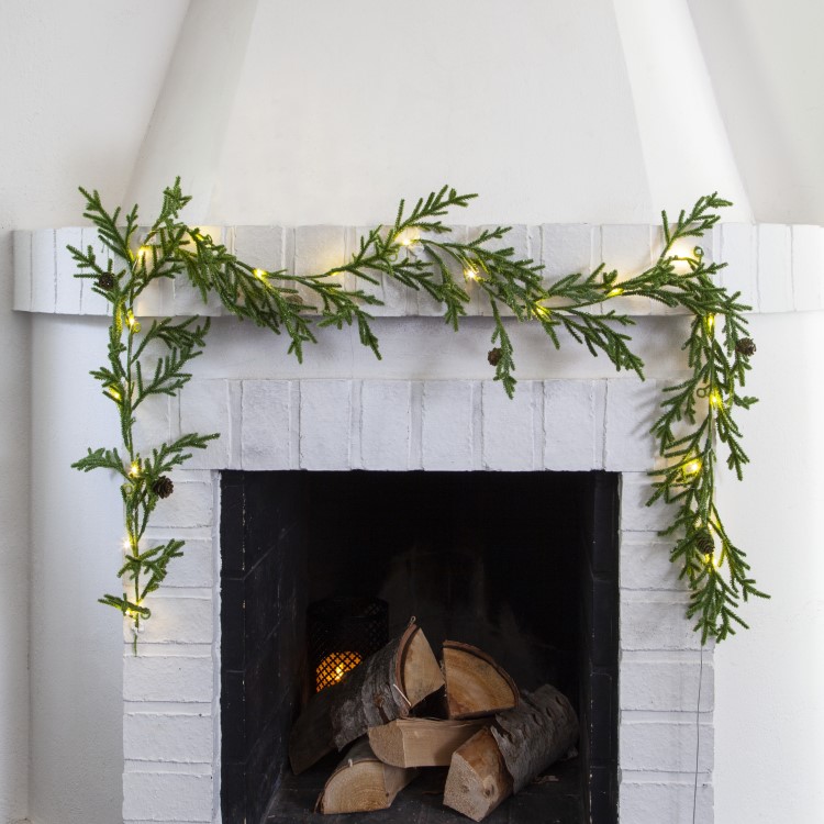 Christmas garland for indoor use