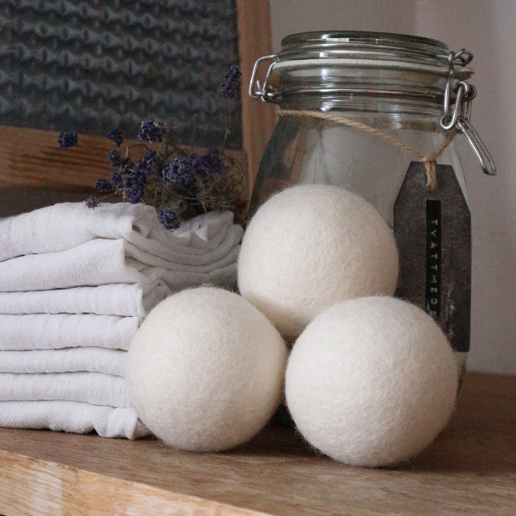 Dryer balls for tumblers
