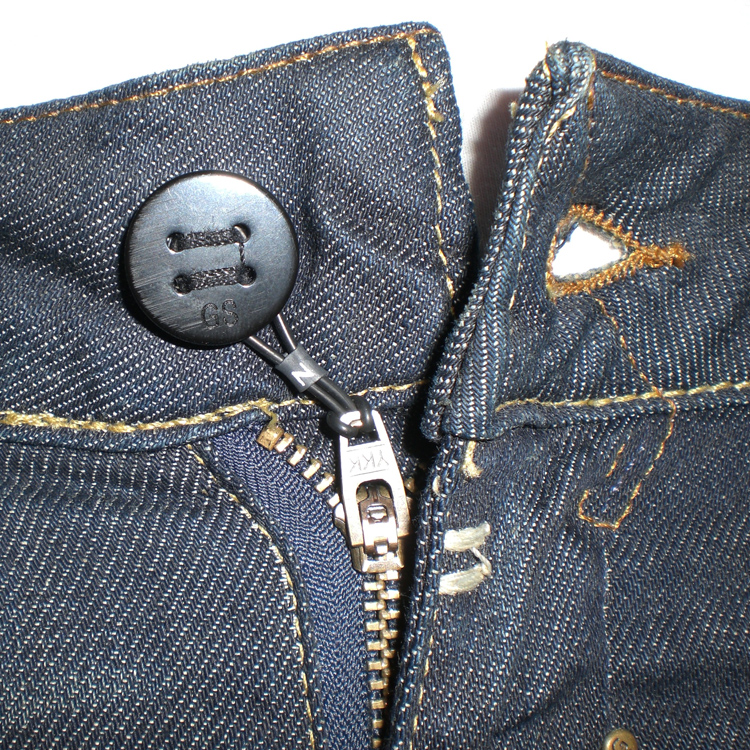 Work the bump out of your zipper! How to ease out a pucker when you are  setting a zipper. #shorts 