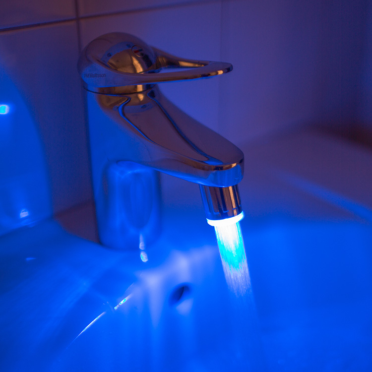  Light Up Water Faucet, Growing Blue Color LED Water