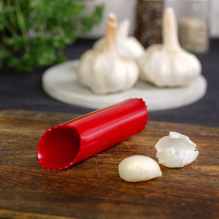 RSVP Jonas Easy Clean Garlic Press – the international pantry