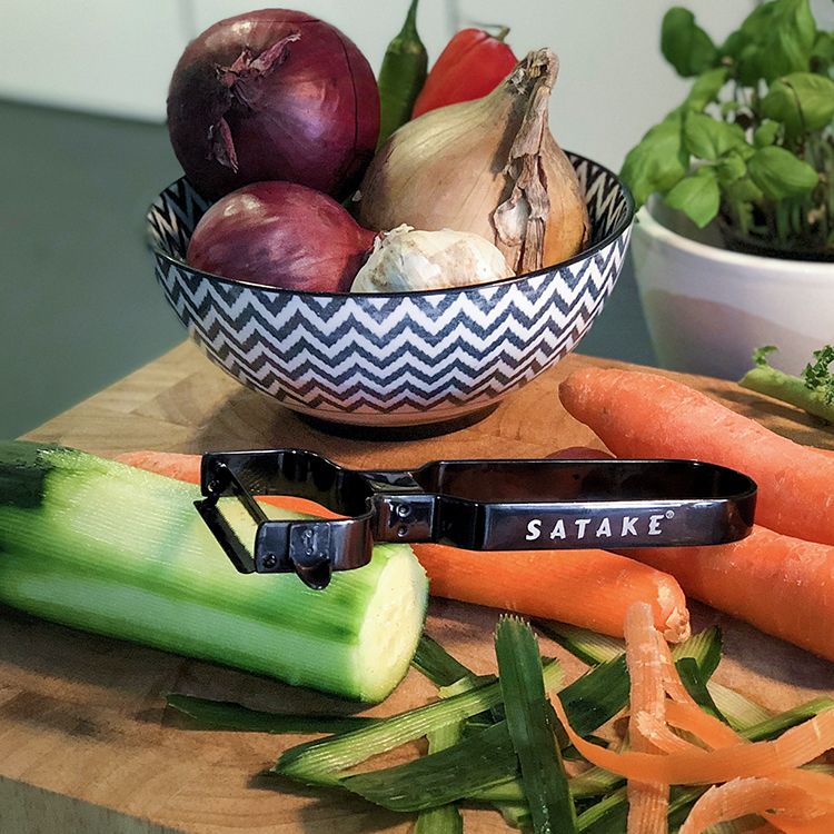 Satake double-sided peeler
