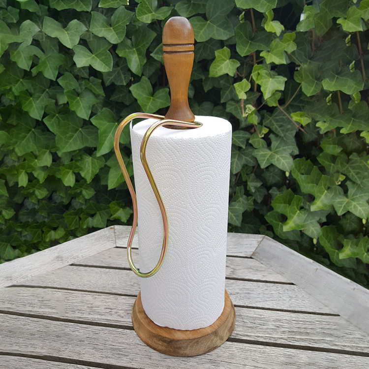 Paper towel wind stopper Keeps the paper towel in place SmartaSaker