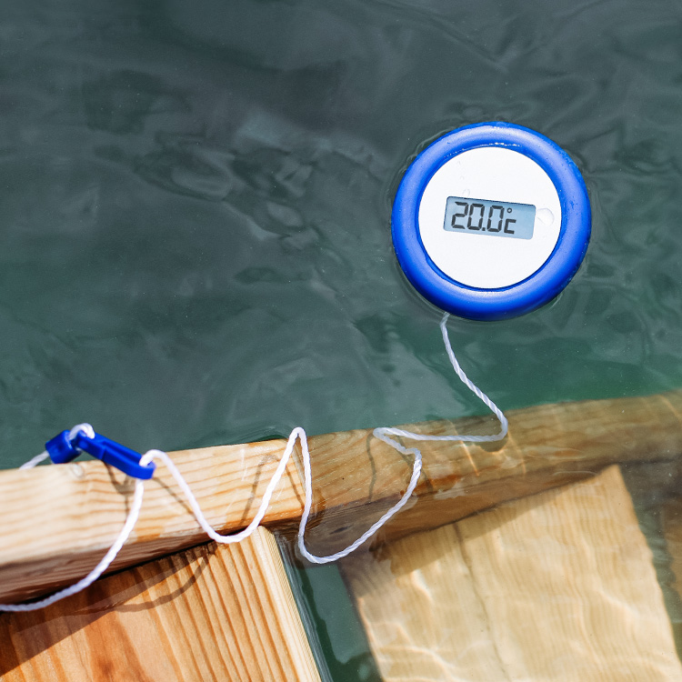 Digital swim thermometer Wireless pool thermometer SmartaSaker