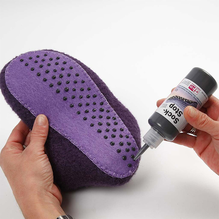 Non-slip paint for socks and slippers