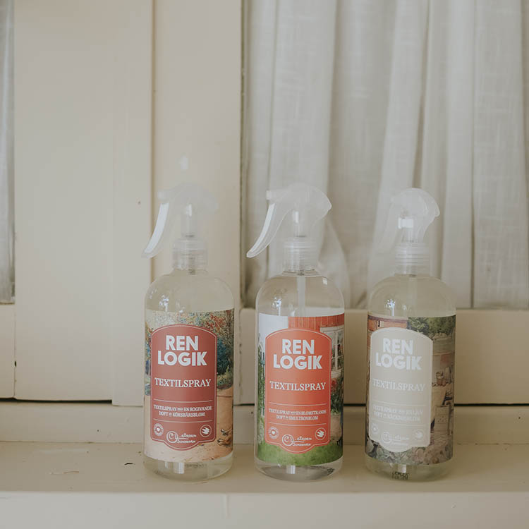 Fabric and linen spray