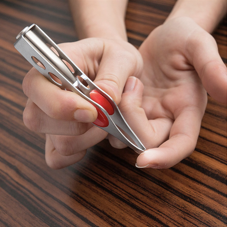 LED light tweezers