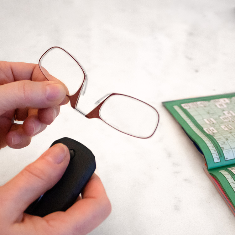 Foldable Reading Glasses, ThinOptics No temples SmartaSaker