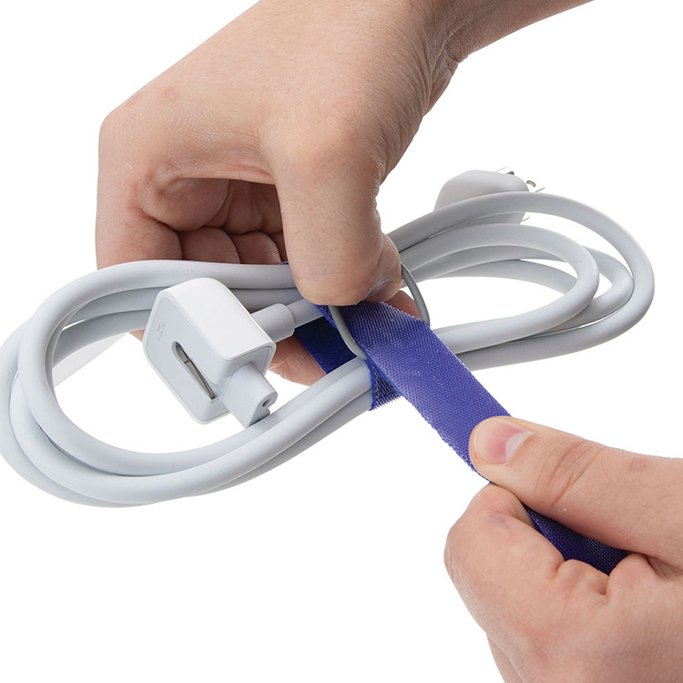 Cable Strap Keeps your cables and cords organized SmartaSaker