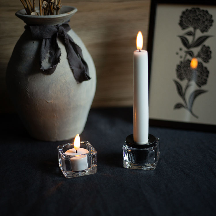 Adapter tealight into candlestick