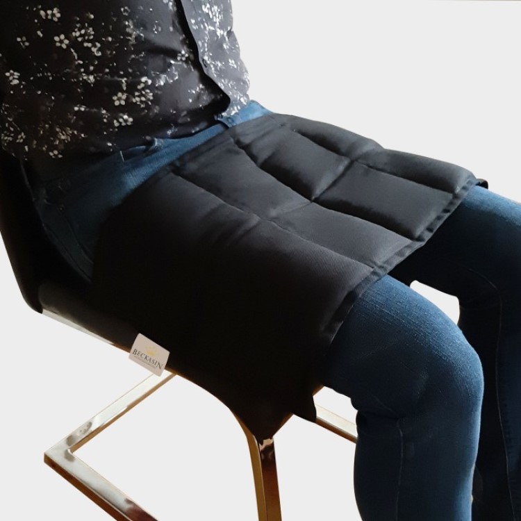 Weighted lap pad