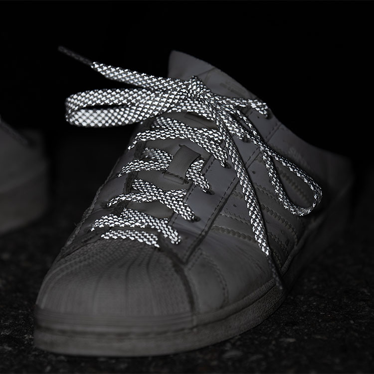 Reflective laces