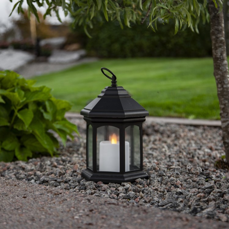 Battery operated outdoor light with timer