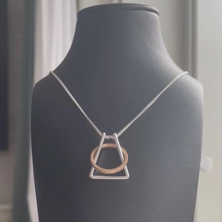 Necklace with ring holder, Ringholder 2.0