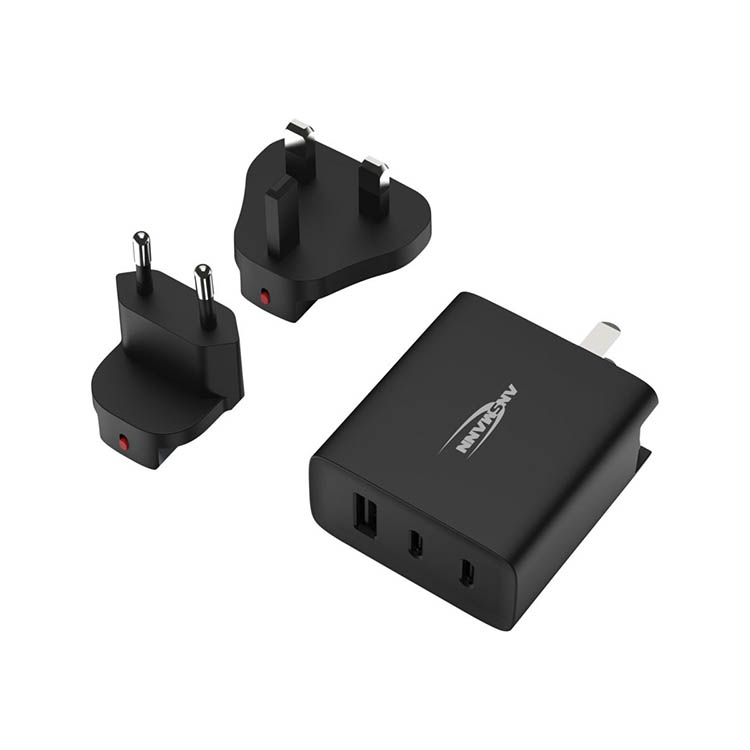 Travel adapter with USB ports