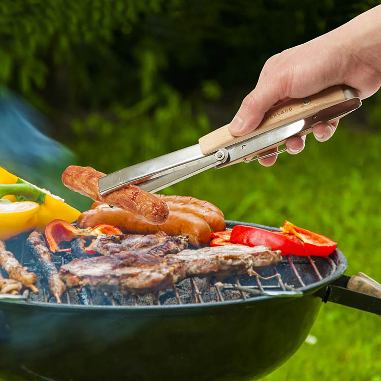 Foldable barbecue tongs