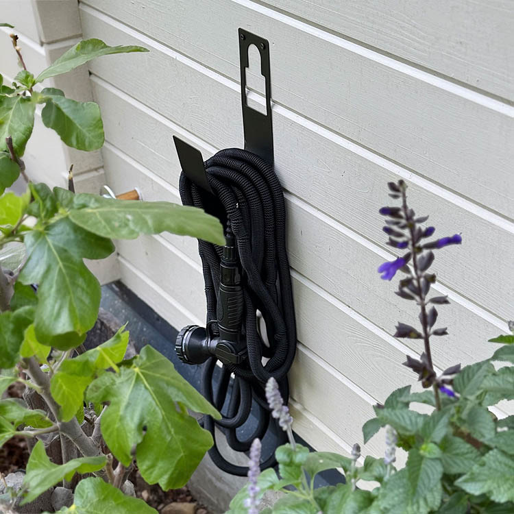 Hose holder by Benson