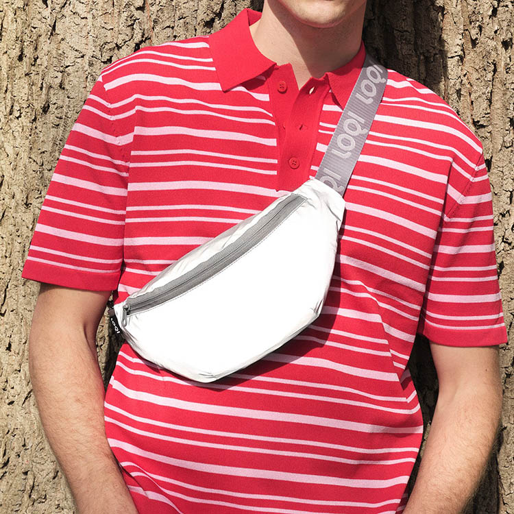 Reflective waist bag