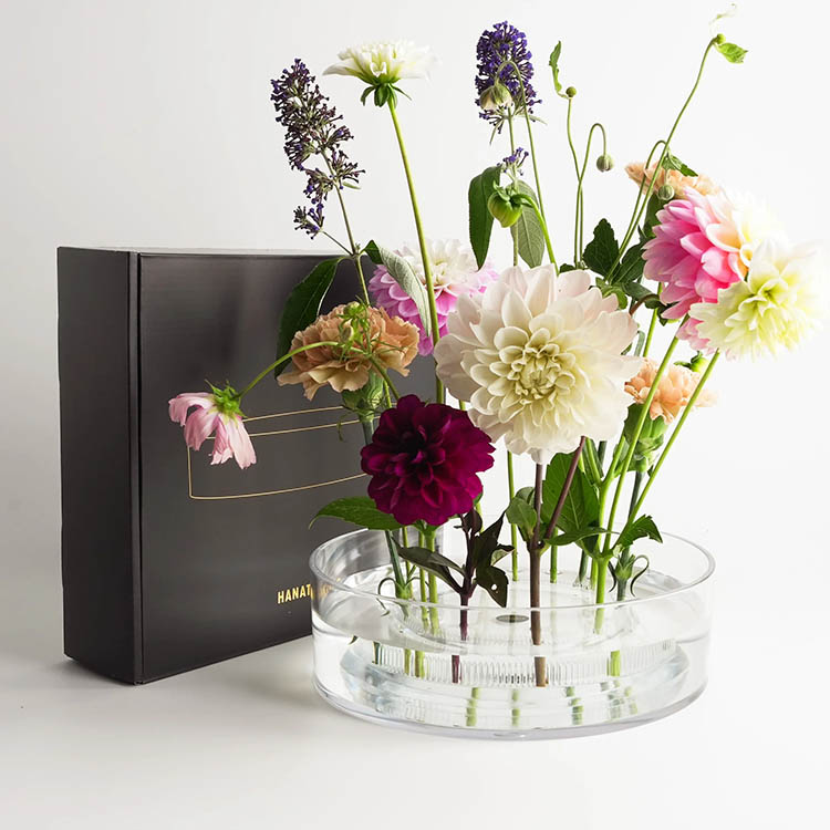 Large acrylic vase, Hanataba