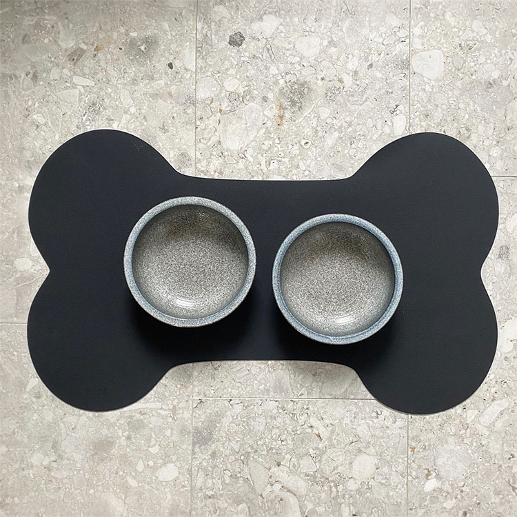 Dog bowl mat