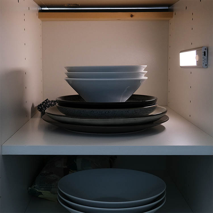 LED lamp with motion sensor