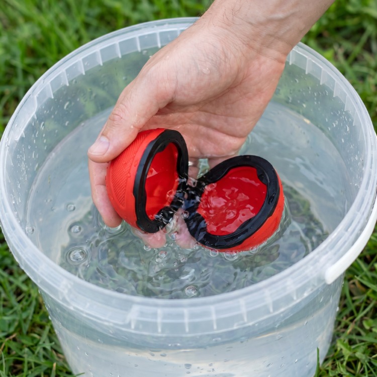 Reusable water balloons, 4-pack
