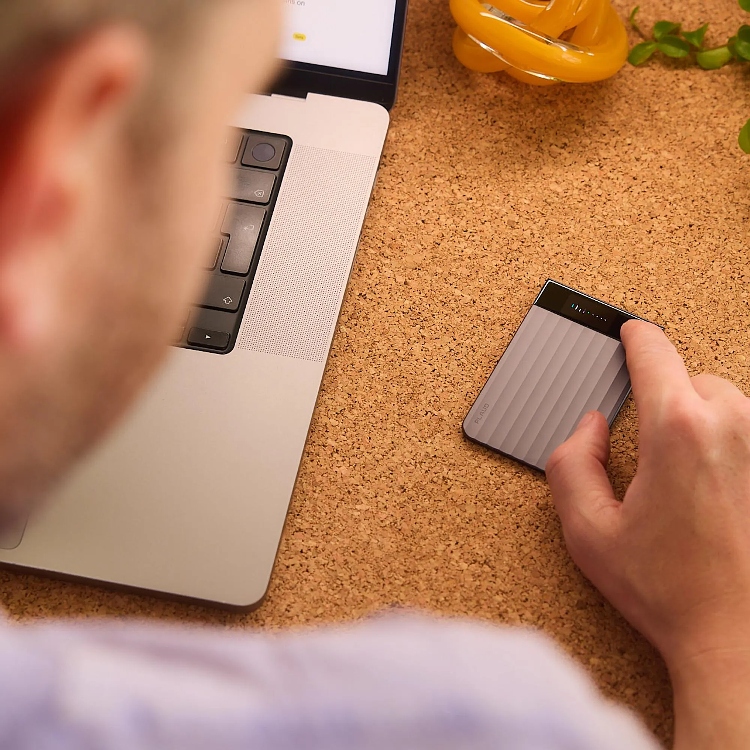 AI Voice Recorder, Plaud Note Pro