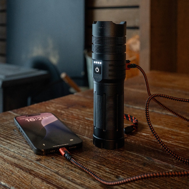 Emergency flashlight with power bank, Xtorm