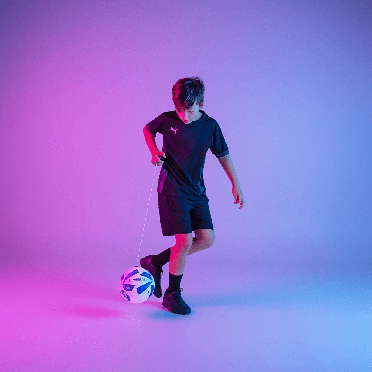 Football with elastic cord, SenseBall
