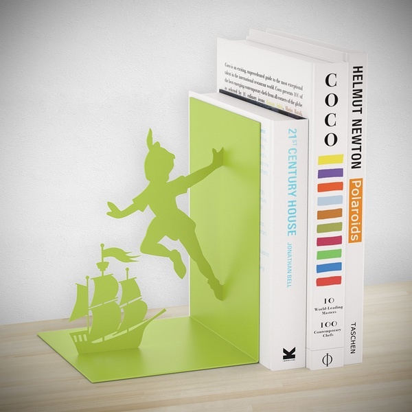 Bookend in metal, FLYING BOY, 11 x 10 x H 17 cm, Green