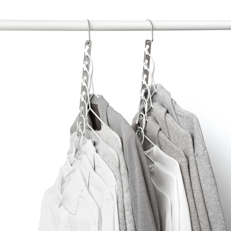 Cascade metal hangers, Set of 4, MAGIC HANGER, Silver