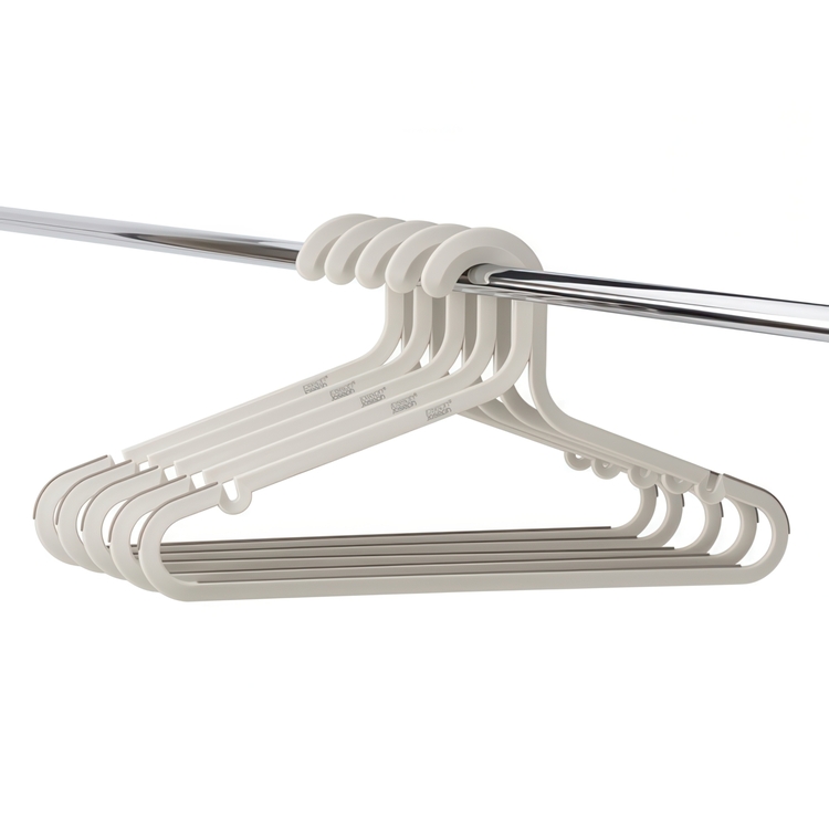 Hangers, Anti slip, Set of 5, ORDERLY ANTI-TANGLE, Joseph Joseph, 41,5 cm, Ecru