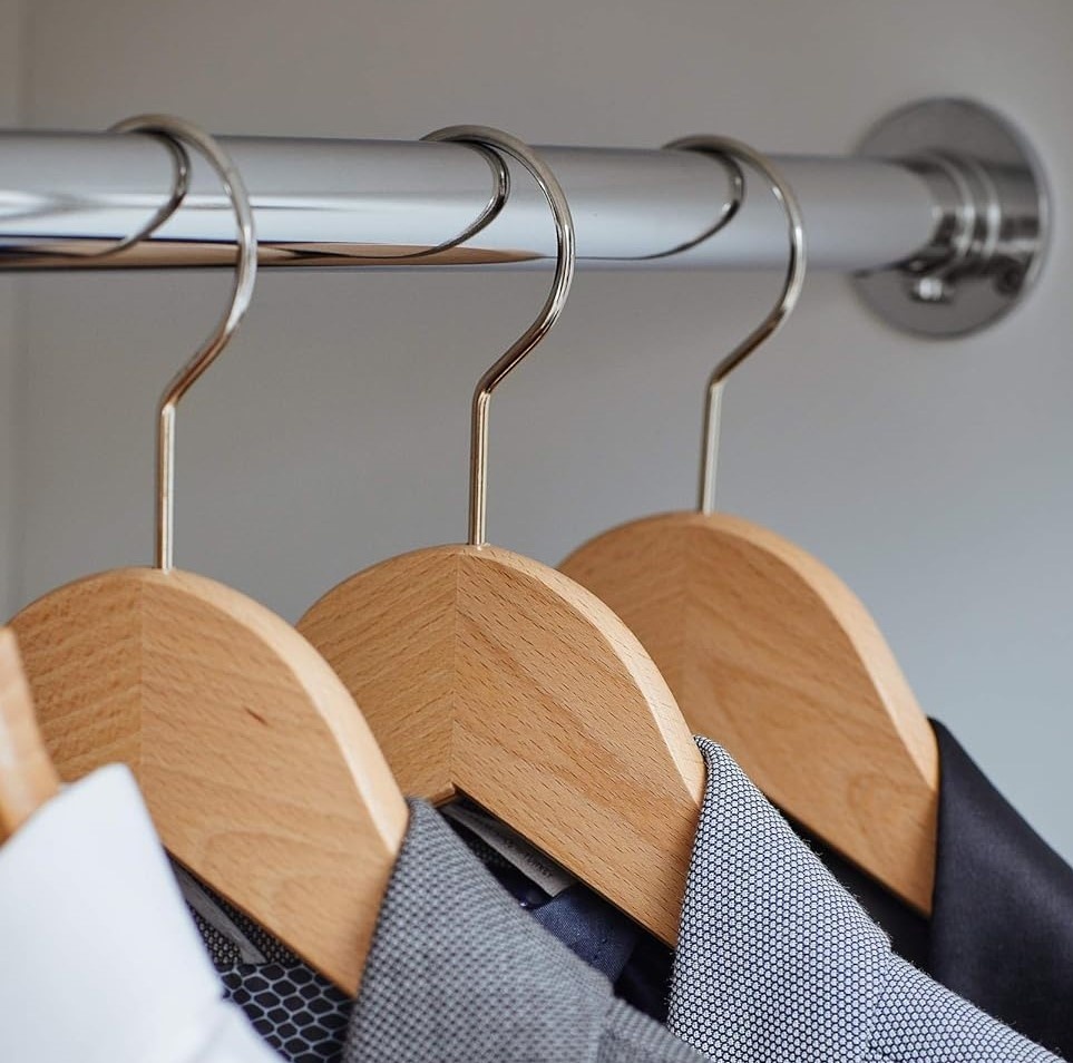 Wood hanger for suits, MAWA WIDE SHOULDER, 45 cm, Nature