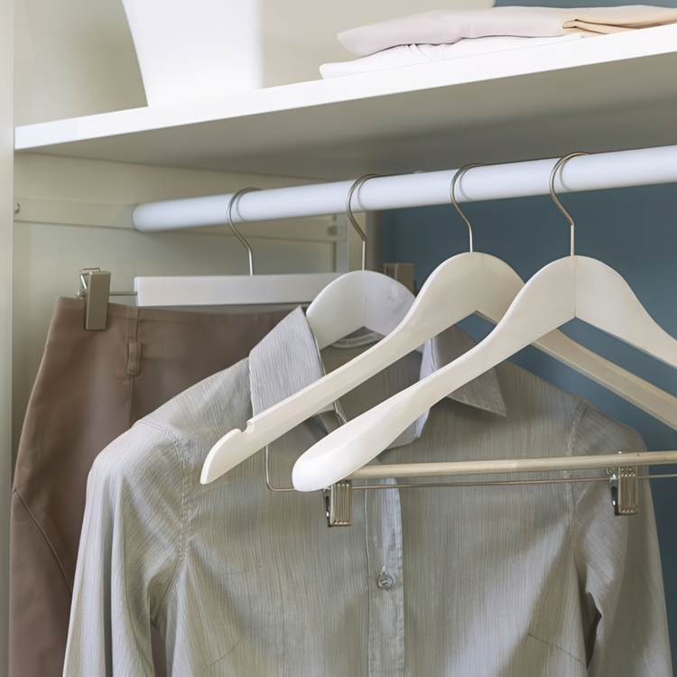 Hanger in wood, with clips, LIVING, 45 cm, White wash