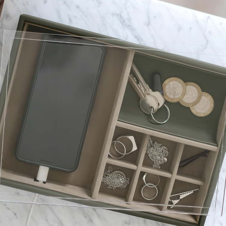 Catch All Box with display lid, STACKERS VALET BOX, 18 x 25 x H 6 cm, Olive Green