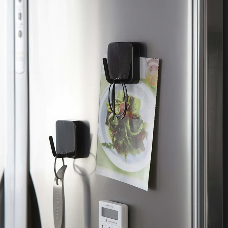 Magnetic Hook, TOWER, 4,8 x 4,8 cm, Yamazaki, Black