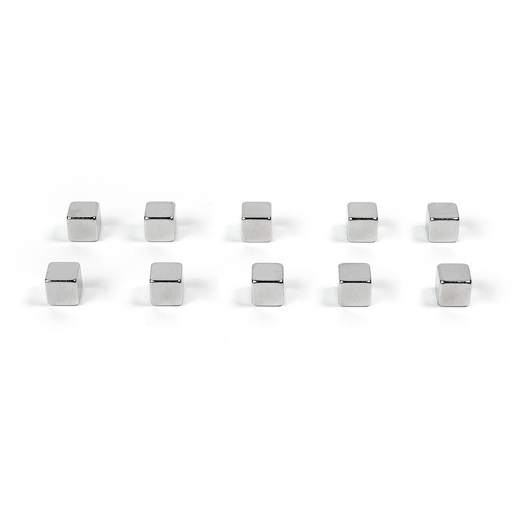 Magnets mini, set of 10, KUBIQ, 0,5cm, silver