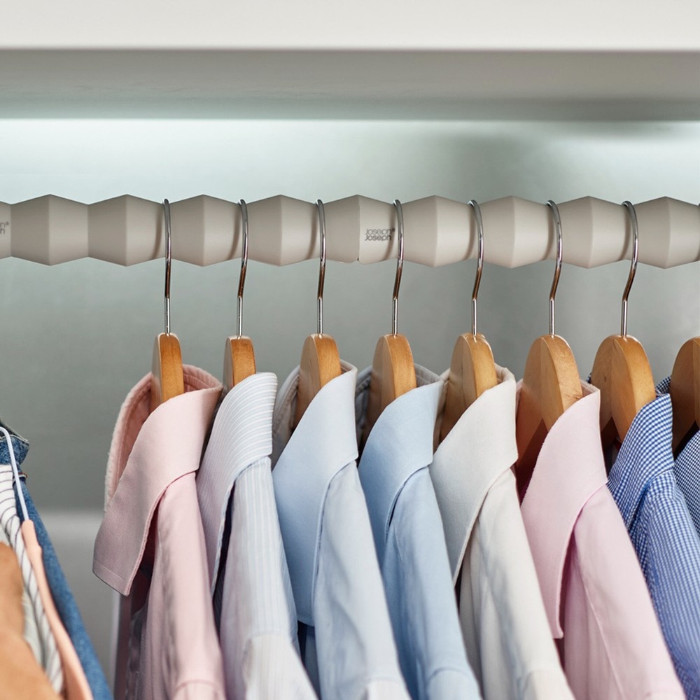Organise your wardrobe, Set of 2, ORDERLY NARROW RAIL SPACER, Joseph Joseph, Ecru