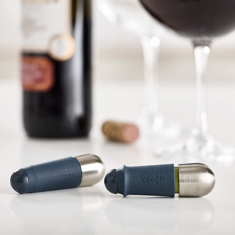 Wine Stoppers, Set of 2, BARWISE TWIST LOCK, Joseph Joseph, Silver / Blue