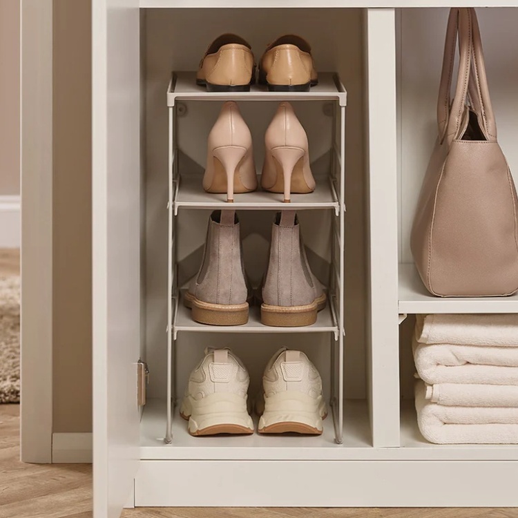 Shoe Rack in Metal, Adjustable, LEVEL, Joseph Joseph, 26 x 35 x H 51,2 cm, Ecru