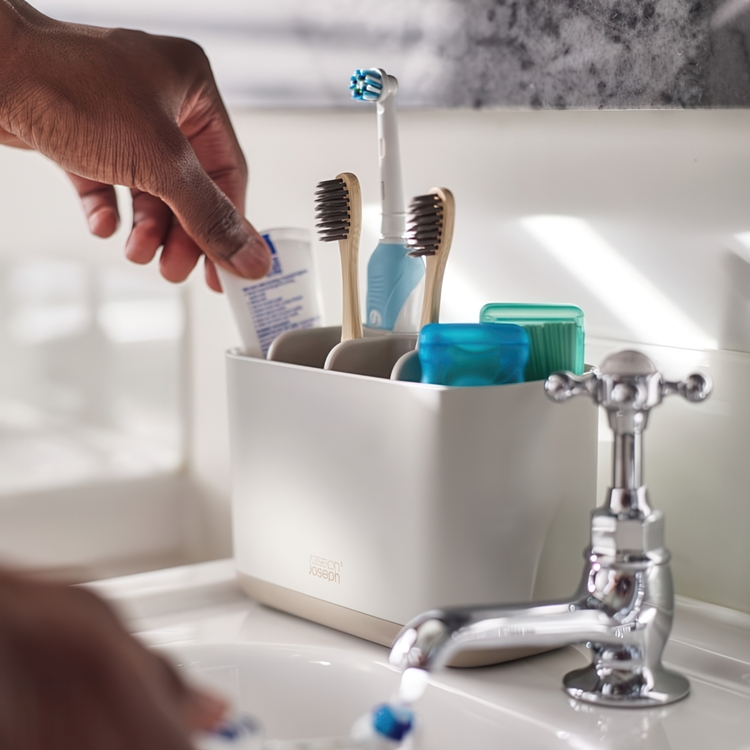 Organiser for electric toothbrushes, EASY STORE ECRU, 25 x 12 x H 11,6, Joseph Joseph, Light Grey