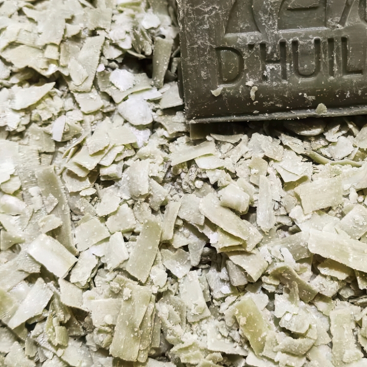Soap Flakes with Olive oil, 1 kg, SAVON DE MARSEILLE COPEAUX, Olive Green