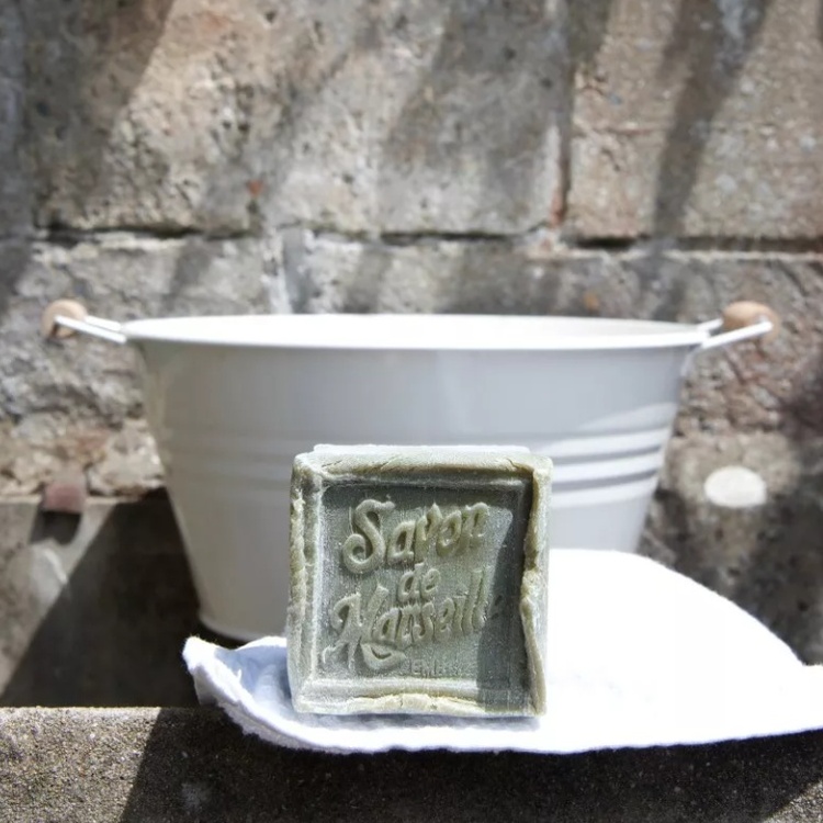 Soap Cube with Olive oil, 300 g, SAVON DE MARSEILLE HUILE D'OLIVE LARGE, Olive Green