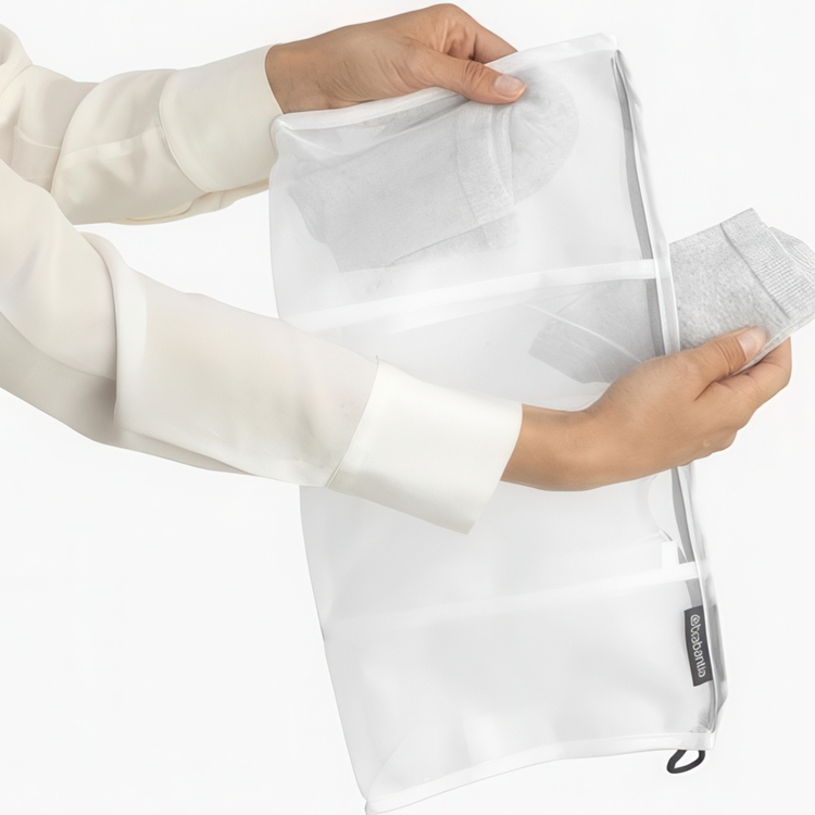 Wash bag with 4 sorting compartments, BRABANTIA WASH BAG SOCKS, 42 x 1 x H 22 cm