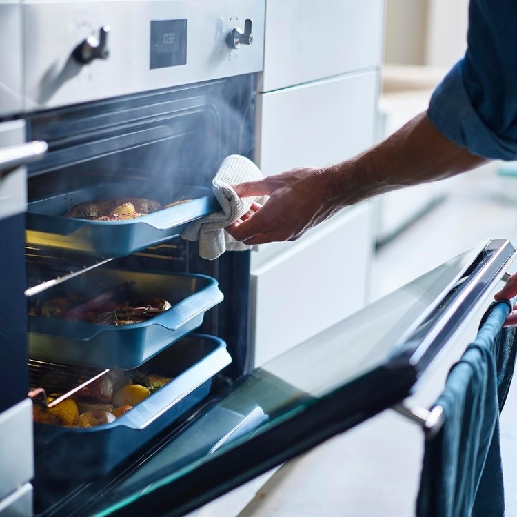 Roasting Pans, Set with 3, NEST OVEN ROASTING TRAYS, Joseph Joseph, Blue