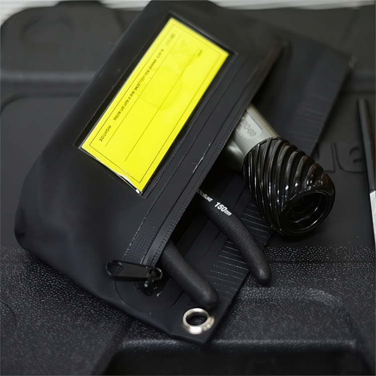 Waterproof case, HIGHTIDE TARP POUCH SMALL, 23 x H 12 cm