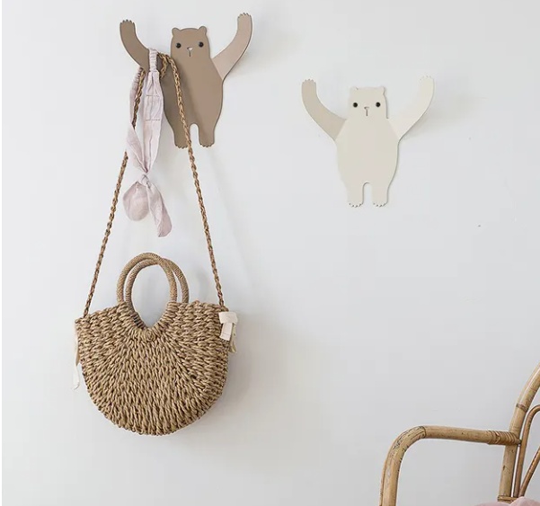 Wall hanger from recycled metal, WILD BEAR, 20 x H 18,5, Brown
