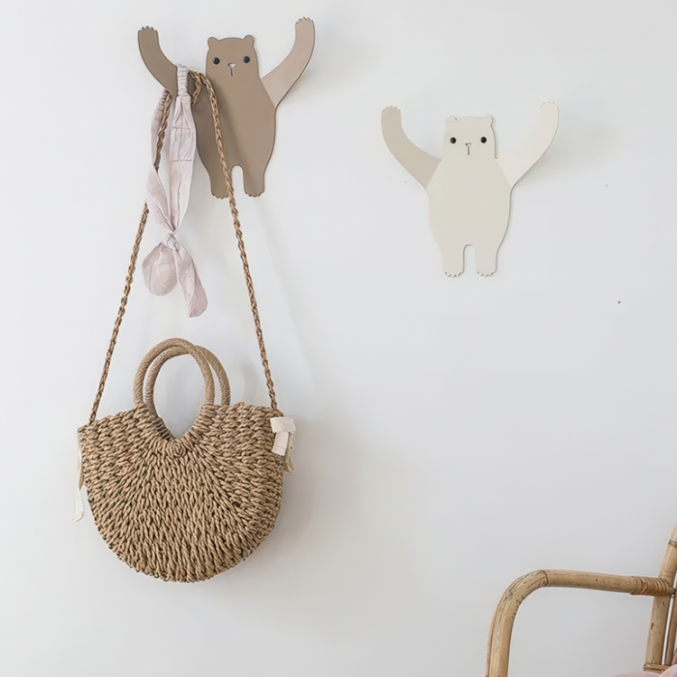 Wall hanger from recycled metal, WILD BEAR, 20 x H 18,5, Brown