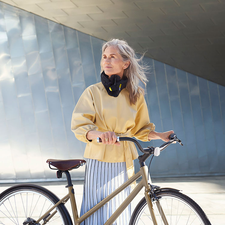 Smart and safe bicycle accessories for your bike