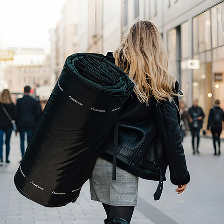 Roll-up roof box, Twistboxes